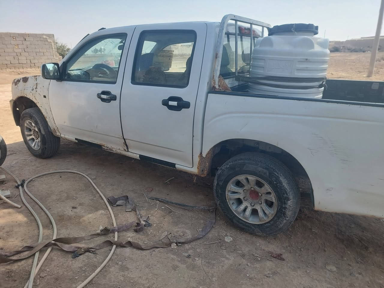 السلام عليكم رمضان مبارك عليكم
سيارة جنبي للبيع موديل 13وراق  مكينة
 وكير خير من الله  العنوان ذي قارقظاءدوايه السعر 17وبيه مجال للطيبين   للاتصال ***********
