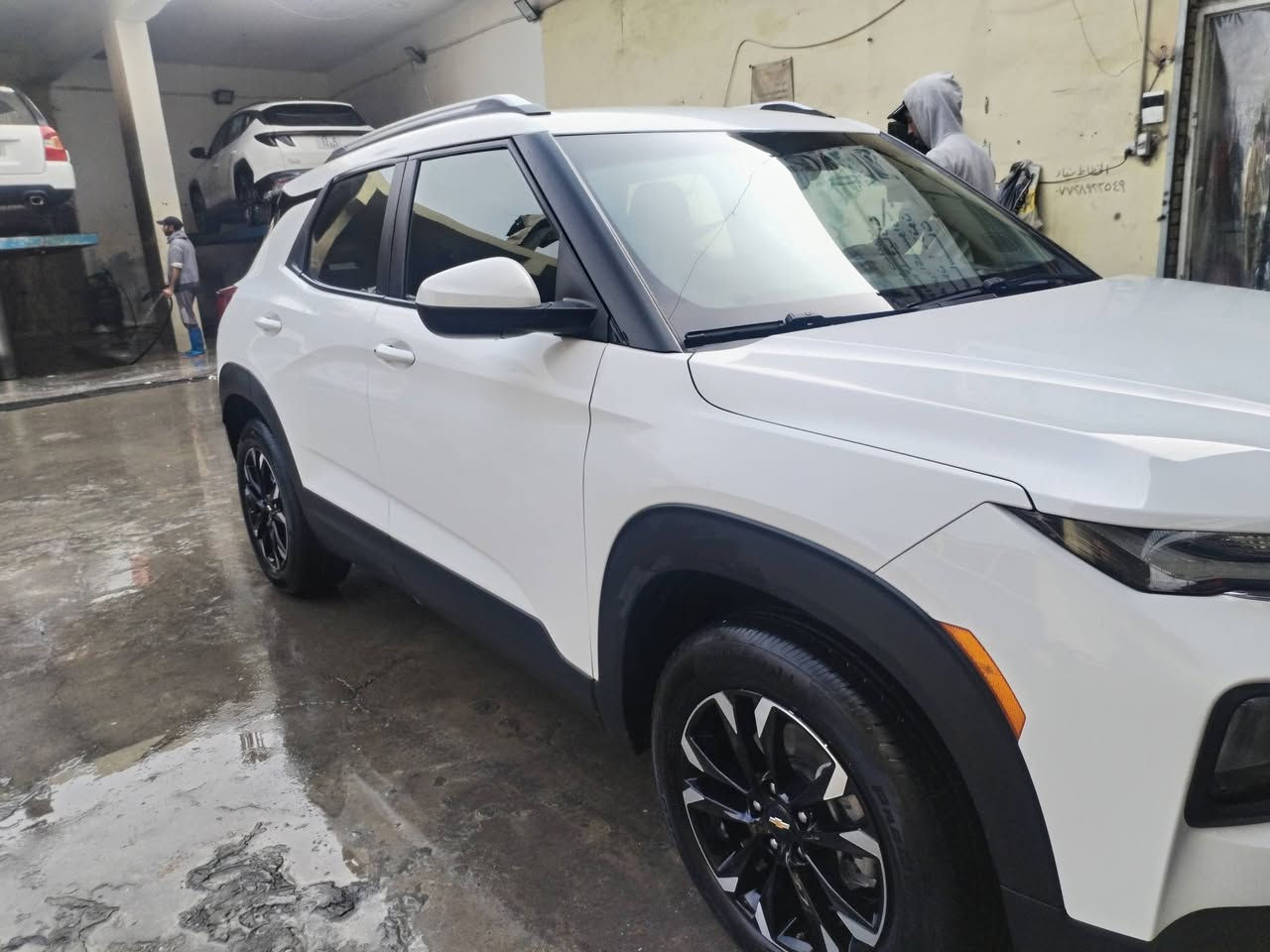 السلام عليكم
تريل بلايزر 2023 ابيض وارد امريكي رقم سليمانيه باسمي سنويه لل29 ماشيه 27 وربع قابل للزيادة بصمه ابواب بصمه تشغيل وتشغيل عن بعد تحكم ستيرن جهتين شاشه كبيره كامره دواره مانع انحدار وتصادم وتحديد مسار ويل كب 17 بلادي دشبول مبدل سستم ولاكلوب مشتغل بالدشبول تدفئه كشنات 3طكات تبريد خير من الله مكان السياره بغداد الغزاليه للاستفسار *********** اتصال او وتس اب السعر 150 وبيها مجال
