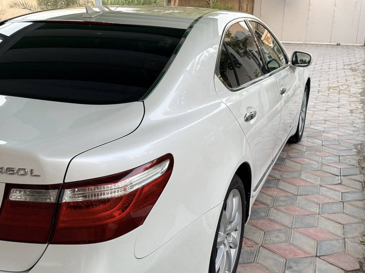 سلام عليكم لكزز 2008 واردامريكي تبديل جاملغ فقط سياره حاجزتها وجاهزه للفحص 
***********
السعر 120 مع مجال قليل
