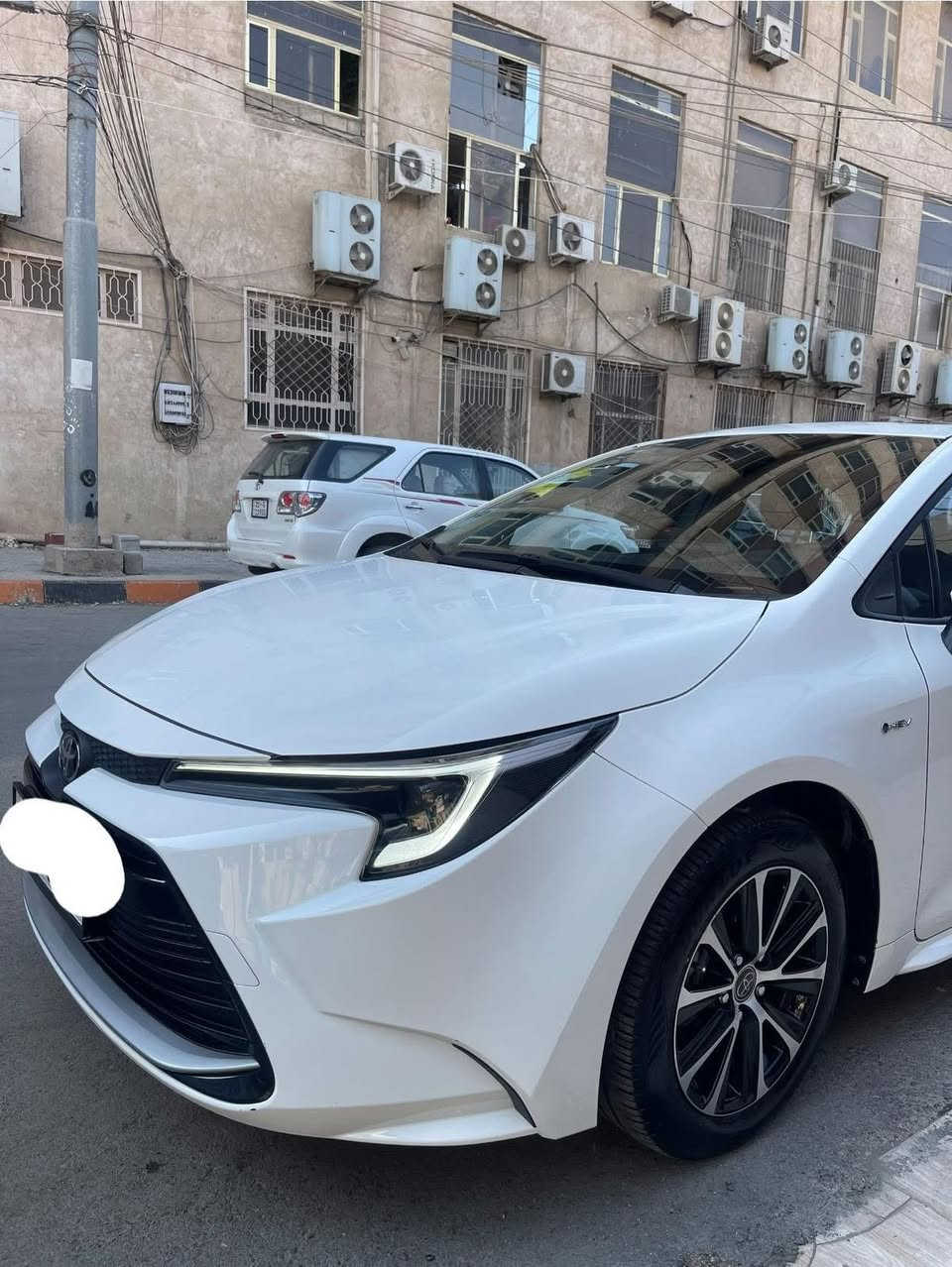 🚗🔥 للبيع كورولا 2025 هايبرد 🔥
💎سيارة بحالة الوكالة، استخدام خفيف جداً وممشي قليل 👌ماشية 
13الف كيلو فقط ! 

✔️ محرك هايبرد اقتصادي جداً (توفير عالي بالوقود) ⛽✔️ مكفولة من الحوادث والصبغ عدى بارد بالجنطة فقط ✔️ فتحة  / شاشة / كاميرا / تبريد قطعتين ✔️ مكيف ثلج ❄️✔️ تحديد مسار ورادار امامي توقف ذاتي  💯
سنوية جديدة بسمي تحويل ثاني يوم

💰 السعر: مناسب وقابل للنقاش للشراي فقط📍 الموقع: [بغداد ]

📞 للاستفسار:***********
