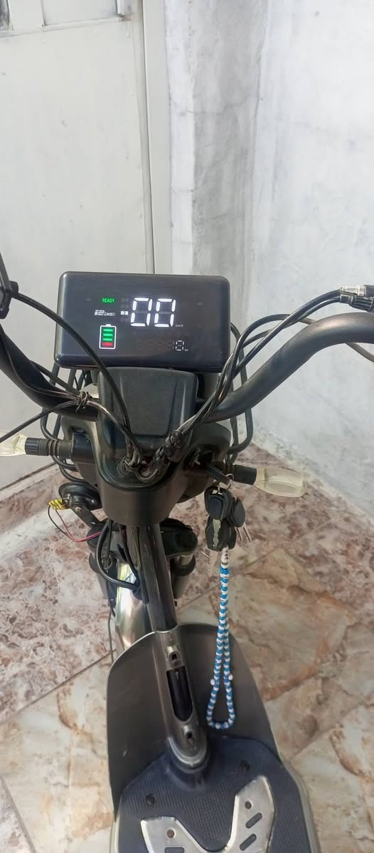 دراجه شحن دراجه بطاريات فول تحكم عن بعد تشغيل دراجه خير من الله 300 بيه مجال الاتصال ***********
