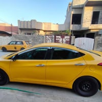 هونداي الانترا موديل 2011 وارد امريكي ضررها بك لايت الايسر فقط والباقي...
