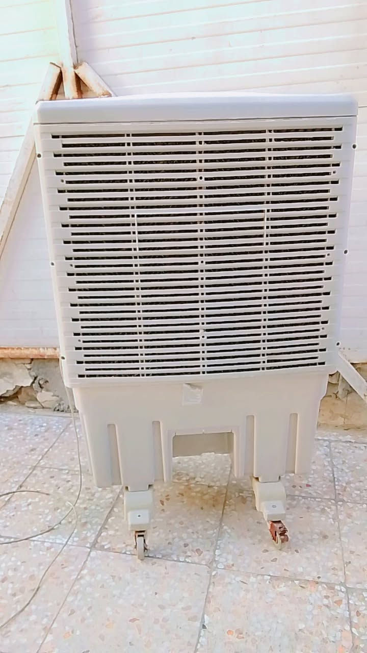 هواهه ثلج لمس سعرهه 125مكان الشعب ***********
