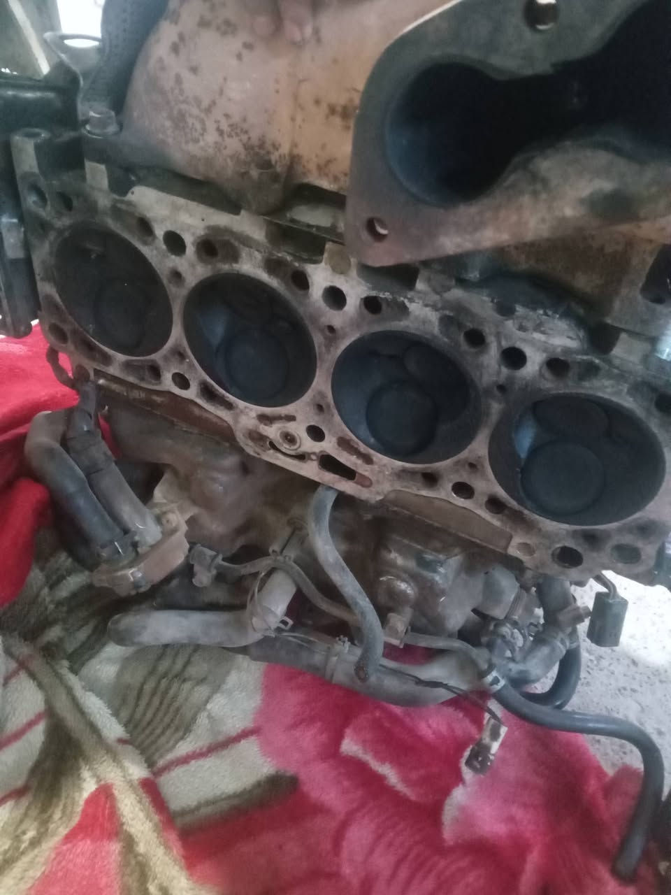 كور مازدا ٦٢٦ بخ ٨ للبيع كامل مع ملحقاته السعر ١٥٠ شرط الفحص ***********
