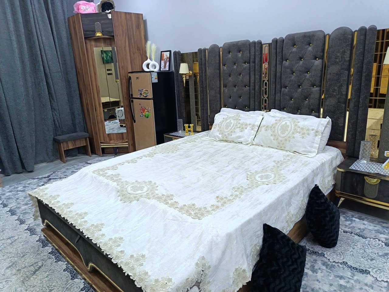 غرفة نوم تركي للبيع نضيفه استخدام قليل موقعها ناصرية مركز للتواصل خاص او على الرقم ***********
