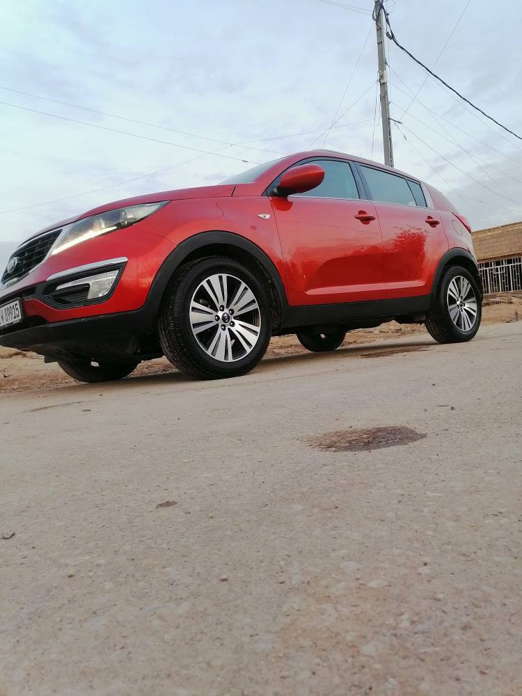 السلام عليكم 
مكلف بالنشر                                                  
Kia Sportage  كيا سبورتج موديل 2015 خليجي
✓رقم اللوحة: بغداد بسمي 
√المحرك: 2000 دوش (المحرك المرغوب
✓الناقل الحركي على وضع الشركة
✓الإطارات: جديدة
✓حدادي جديدة
✓نظام ECO Mode
✓اللون: مشمشي مميز
✓المواصفات الإضافية:
✓بانوراما
✓تحكم بالستيرين
✓كاميرا دائرية
✓حساسات خلفية
✓السعر:157 ورقة وبيه مجال
✓العنوان بابل ،القاسم. 
✓للاستفسار يرجى الاتصال 
***********‪
***********‪ حلة, بابل
