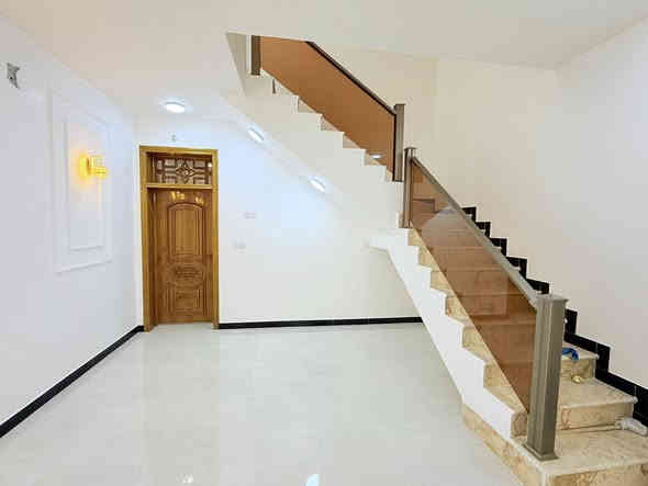 المساحه ١٠٠م طابو زراعي ملحق ميسان النجف
بناء درجه اولى 
شغل هندسي

#ملاحظه البيت جاهز من كلشي سطح شتايكر // خلاطات // مغاسل // تانكي وسخان// 

البيت مفتاح
السعر ٥٣ مع المجال

*********** وتساب
#ملاحظه يوجد لدينا دور بلقسط والمقدمه لا تقل عن ٢٥مليون
