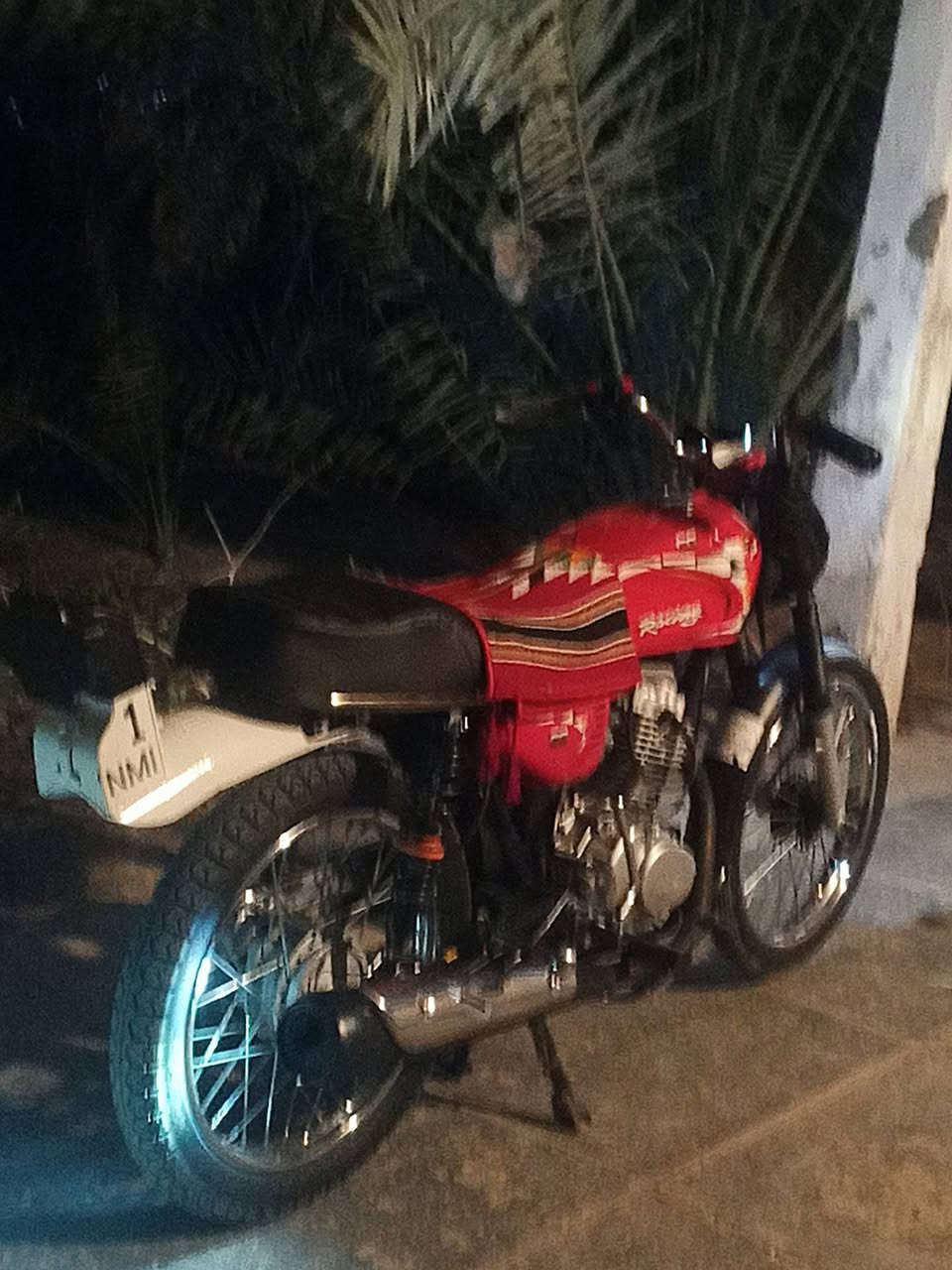 سلام عليكم لبيع نامه شلامجه تعيمر 2025 اصلي براغي تعميره اصلي شاصي 2024 بدون اوراق مكان رفاعي رقمي ***********
