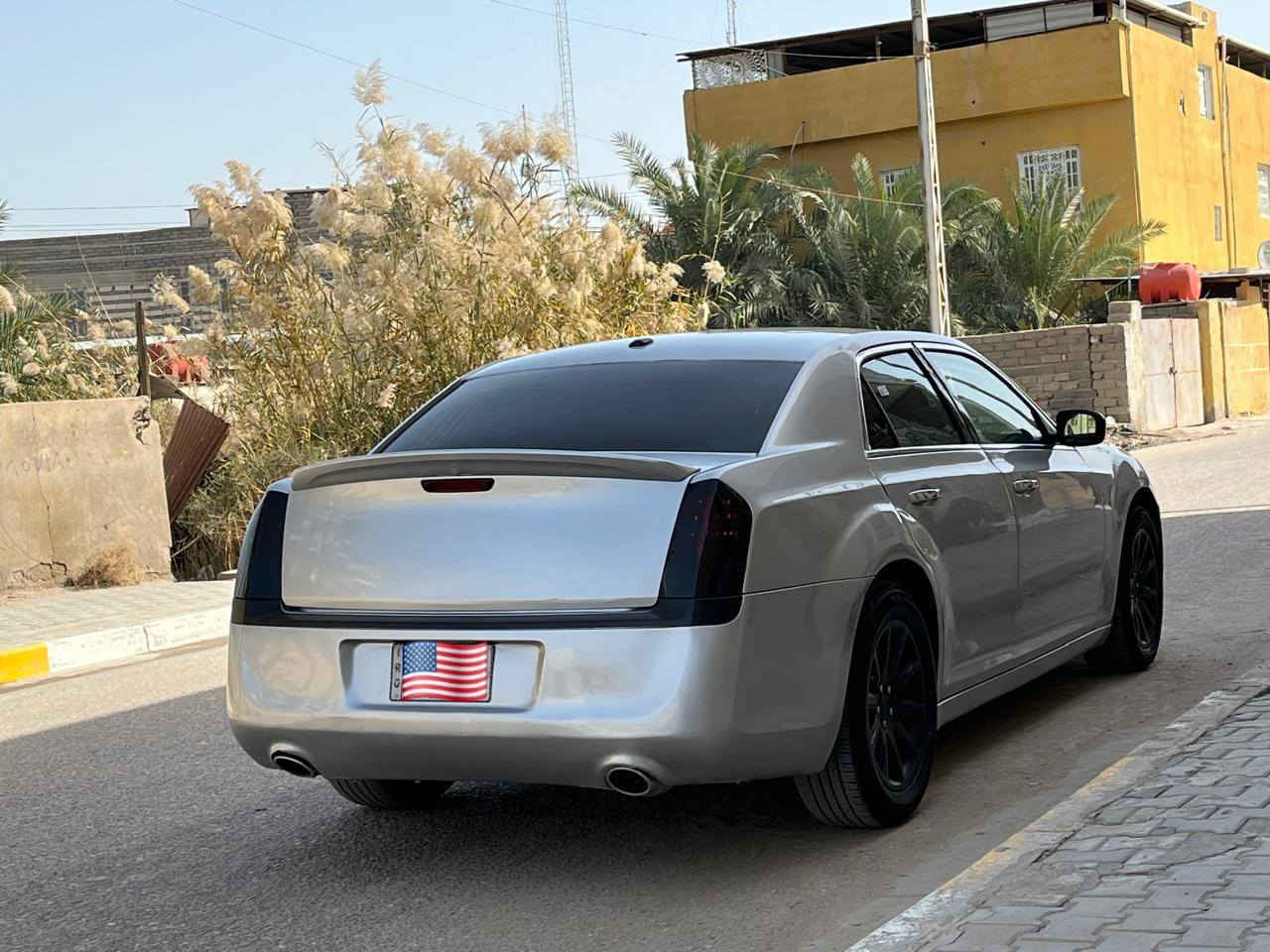 سلام عليكم من رخصه الادمن البيع ( كرايسلر اوباما 2012 اصل رقم بصره لدولي سنويه جديده لل/30/ تحويل ثاتي يوم السياه وارد ///كندي /// بدون حادث بيه رش صبغ  جماليه فقط  السياره كفاله شاصي لغد مكينه كير اكسل وجاهزه من كلشي وجديده كلش
مواصفات السياره اول شي سياره كندي داخله كفاله يعني شاصي لغد مكفول قماره تكم مكفول حوظ مكفول ظربه  مكينه كير مكفول 
1/ مكينه اوكير 3600
2 شاشه كبيره 
3/كشنات جلد كهربائي 
4 ويل 18 اصلي 
5/منضومه زنون
6/ حداديه امامي خلفي  
7/ تبريد امامي خلفي 
8/ تحكمات ستيرآ
9 /كشافات زنون لايت زنون 
10/شاشه كبيره كامره خلفيه 
وباقي المواصفات معروفه والسياره جديده اوسعره مناسب السعر (135) اوبيه مجال الشراي يجي واني بلخدمه رقم الهاتف ***********) مكاني البصره قضاء المدينه الشراي يتصل وبلخدمه
