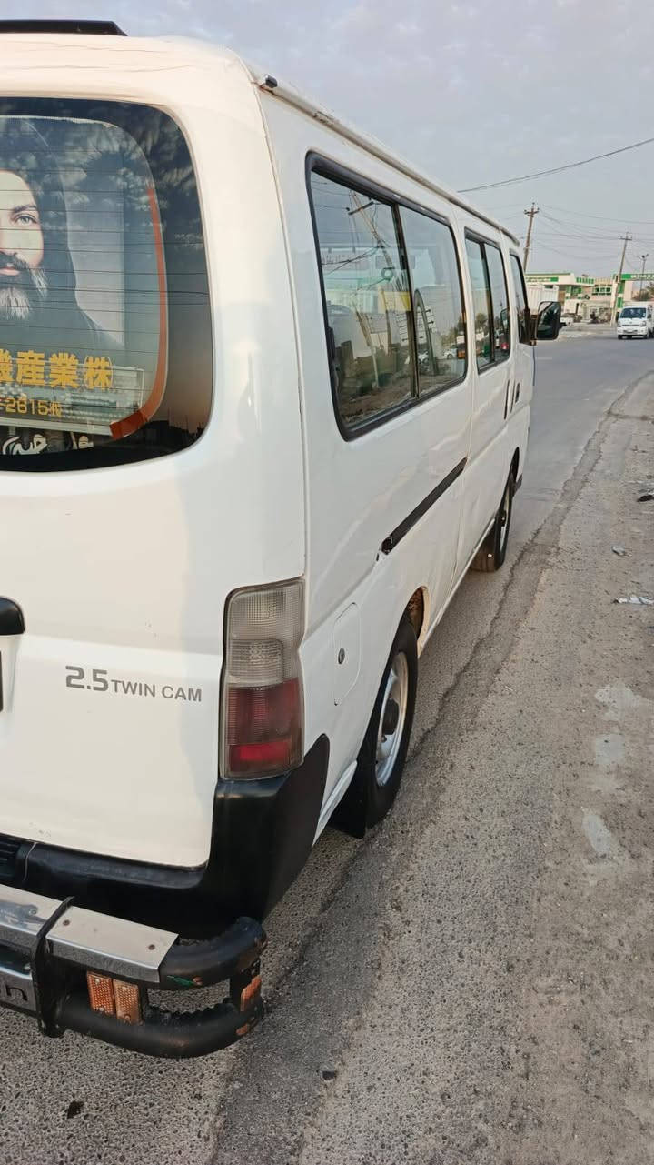 السلام عليكم نيسان اورفان موديل 2010 رقم انكليزي مكينه وكير واكسل مكفولات تبريد شغال تخم تاير السياره جاهزه السعر 110 وبيه مجال مكان السياره بغداد المعامل للاستفسار الاتصال الاتصال ***********
