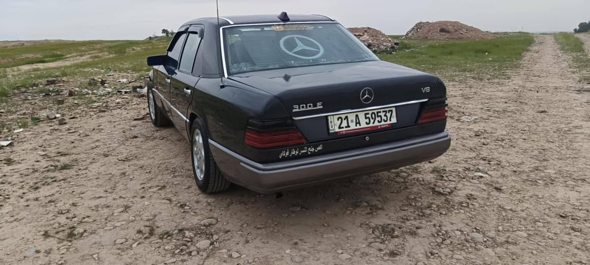 مارسدس دب موديل 87 رقم دولي اسليمانيه كل نقص مابيها محرك 2500 ديلكو تبريد تافئه شغال قواعدها مابيهن عيب بسمي تحويل ثاني يوم السعر 54 وبيها مجال *********** مكاني ديالى خانقين
