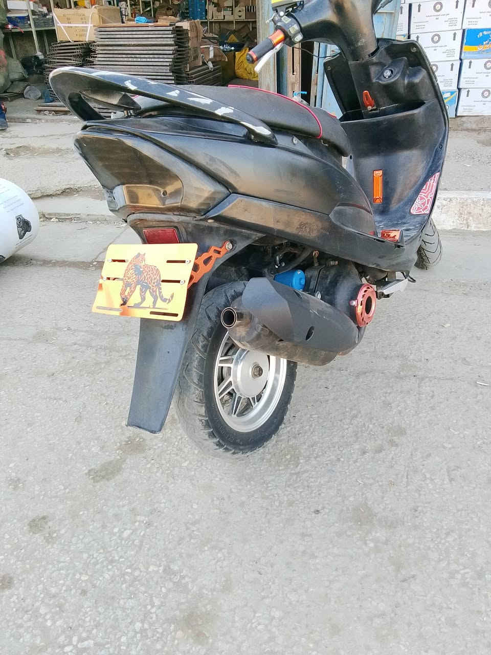 سلام عليكم دراجه ماكس عدله دراجه شلعه ومعدل درجه 55كهرباءيات كامله مكمله مكاني بغداد  الدورة ***********بي واتساب سعر 450وبيه مجال
