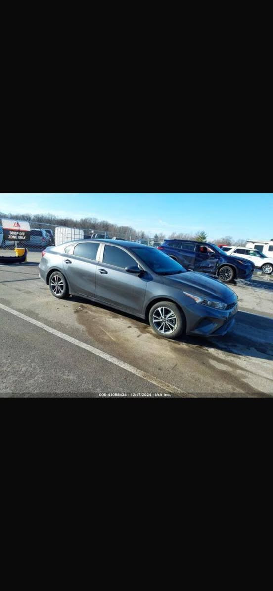 فورتي ٢٠٢٣ LX
ضرر جاملغ خلفي أيسر
صبغ باب خلف السايق بامريكا
بجم كبس
بدون ايرباك
السعر ١٤٩ وبي مجال
مكاني شارع فلسطين
***********
