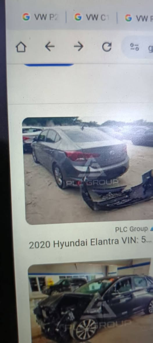 سلام عليكم هونداي النتره للبيع 

موديل 2020 امريكي 

حساسات 

محرك 2000دوش 

صدر ومحرك بلاد عل شركه 

تخم تاير جديد وباتري جديد 

حادث موضح بل صور  
 
السياره نضيفه ماشيه 50 الف 

 السياره باسمي 

رقم انكليزي.  بغداد 
 
السعر 13,500$ 
وبيهه مجال 

العنوان بغداد حي الجهاد الضباط 
او حي الجامعه 

للاستفسار ***********
