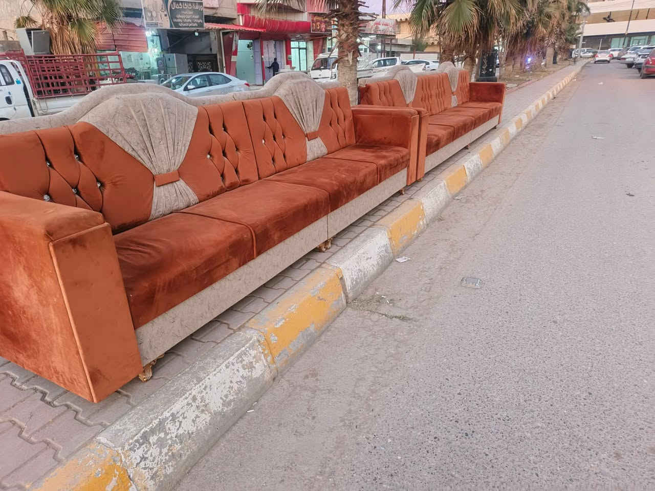 #معرض_حمودي_للاثاث
ديوان فصال 12نفر _4 قطع عدل فقط حطاطه رباط عراقي بلوك اسود شغل الموصل #مستعمل_نضيف #معرض_حمودي_للاثاث 
 العنوان...... تكريت
 الزهور  خلف قاعه الشهيد ليث مقابل معهد الفنون الجميلة 
معرض حمودي
*********** اتصال او وتساب
*********** اتصال واتساب
