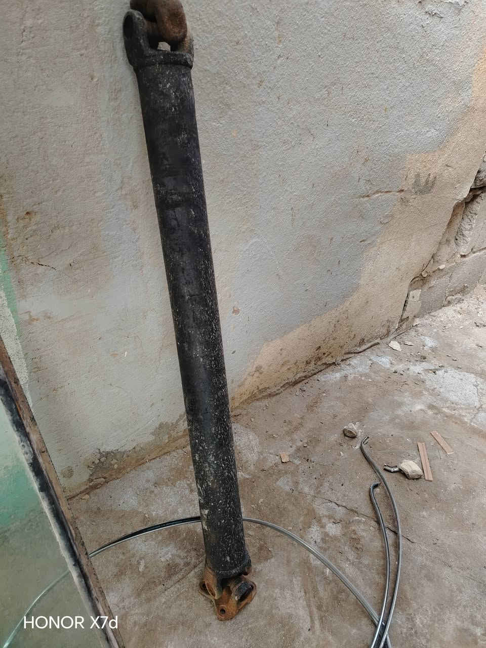 السلام عليكم من رخصت الادمن بوب صفحت اليمنه وبنيد وكاردن وحاضن اسبير وساعه دشبول وجامه خلفيه وجامه جانيه وعمبار وبريش وزج. تاير مستعمل للبيع مكان بابل الحمزه الغربي...***********
