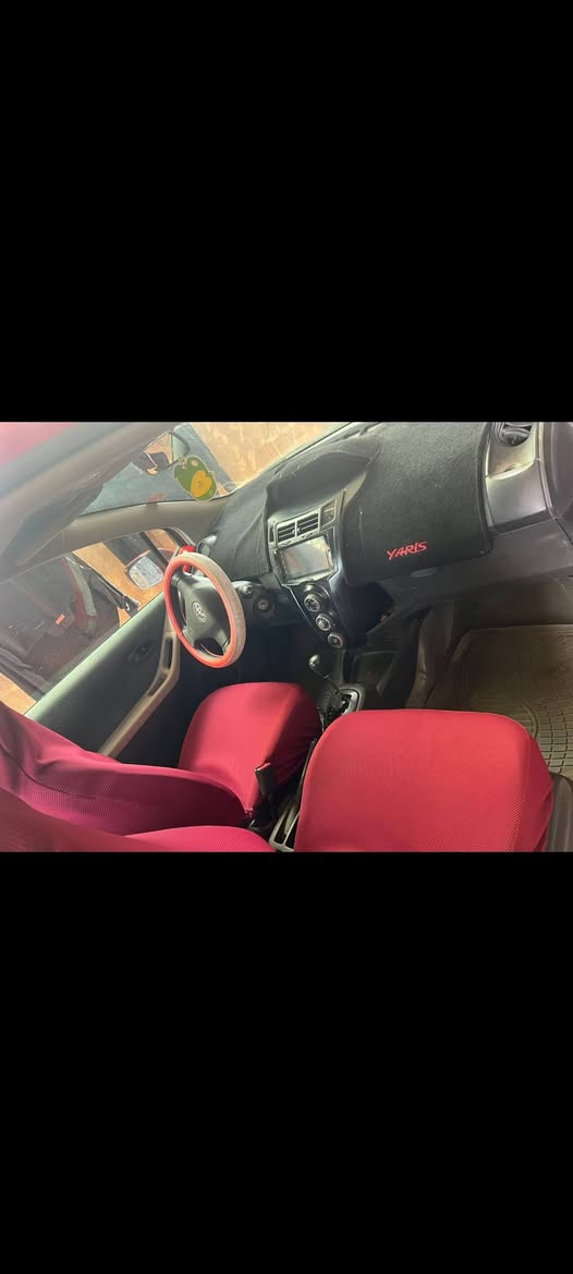 سلام عليكم تيوتا يارس للبيع تك باب مكينه 1600 سياره نضيفه وحلوا بيها بس جاملغ جهت سايق مصبوغ بدون دواخل مكينه كير نضيفات سعر 53 وبيها مجال وبخدمتكم *********** مكاني كربلاء طويريج
