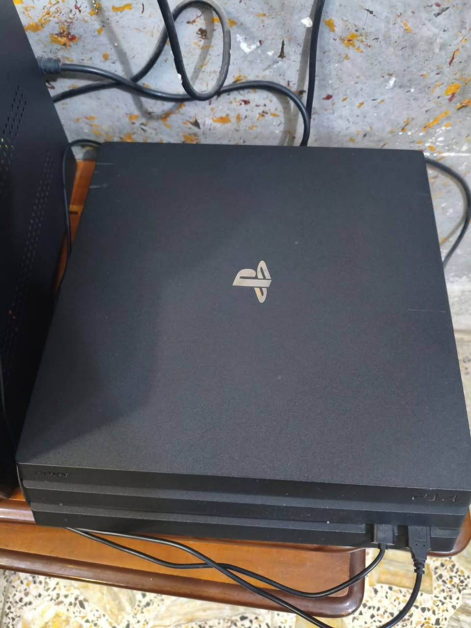 السلام عليكم ورحمه الله وبركاته بلي ستيشن فور برو مهكر الجهاز مامفتوح ولا مصلح والييل ضمان موجود على الفحص تاخذه 
نظام التهكير مالته ..9.00 الافضل حاليا 

ملحقات كامله جوستكات اثنين وحده تجاري +اصلي لكن بيه خلل بسيط 

وياه يوبي اس ابو شاشه دبل بطاريه 2000va سعره 90الف ماخذه وهسه اغلى صار 

الجهاز كامل هو وملحقاته وياه العاب داخل الجهاز استخدام قليل+ شاحنه جوستكات اصليه الجهاز موضح بالفيديو نظام والعاب

السعر 450 وبي مجال بسيط المكان الدوره مصفى الدوره اني مكلف بالنشر هذا رقم الولد *********** بي واتساب
