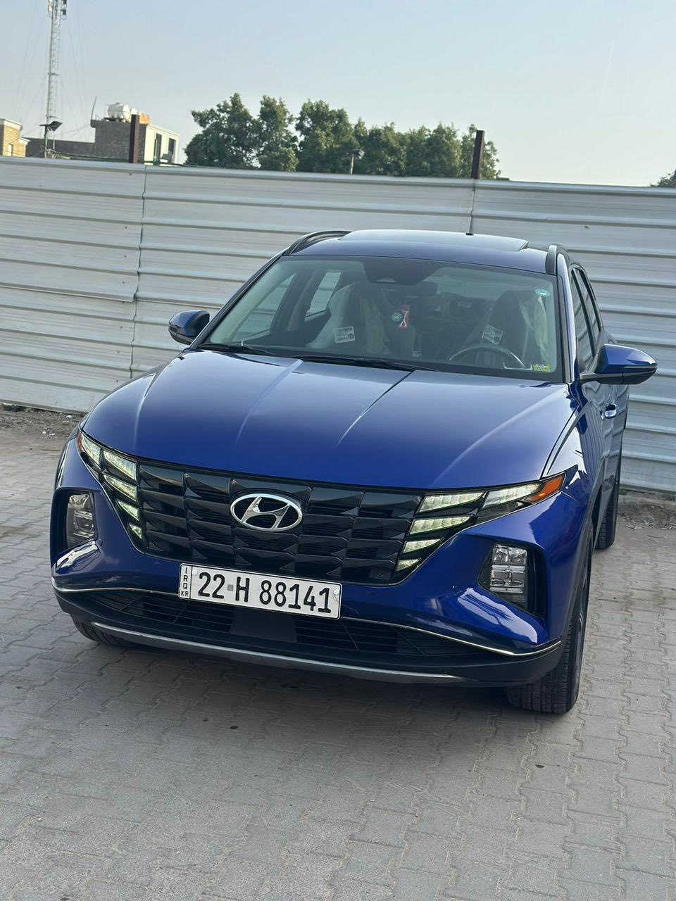 السلام عليكم توكسان وارد امريكي موديل 2022 ماشيا 82 الف رقم اربيل تحويل مباشر مواصفات فول حادثها فقط بنيد بدون دواخل بدون ايرباك 
صور الحادث بالمنشور مكان السياره بغداد الاعظميه السعر 177 وبيها مجال الاستفسار الاتصال ***********
