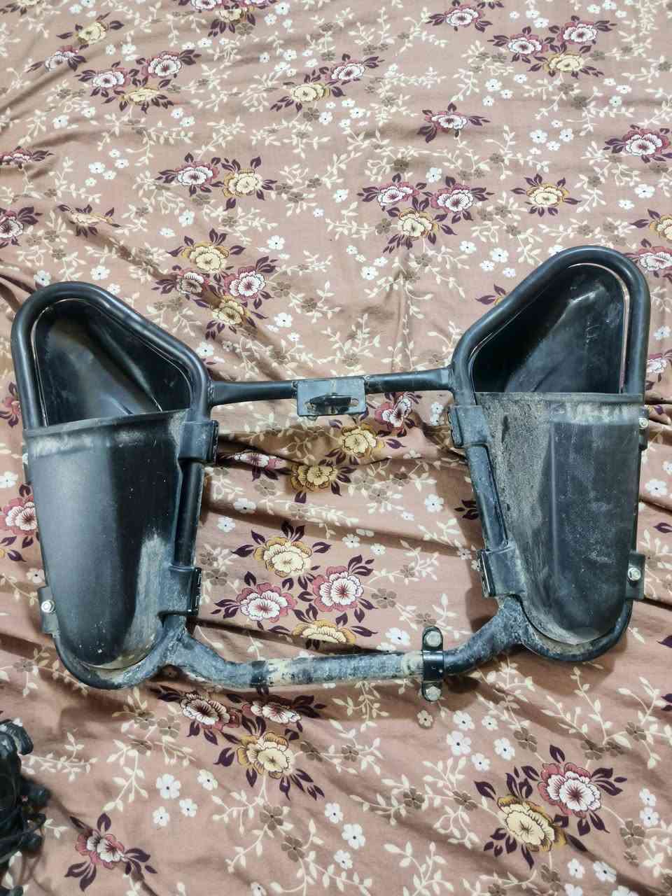 غراض مال دراجه الصينيه مال قفاز srx والدرع مال بوكسر  قيم وخذهن مكان بغداد الشعله ***********
