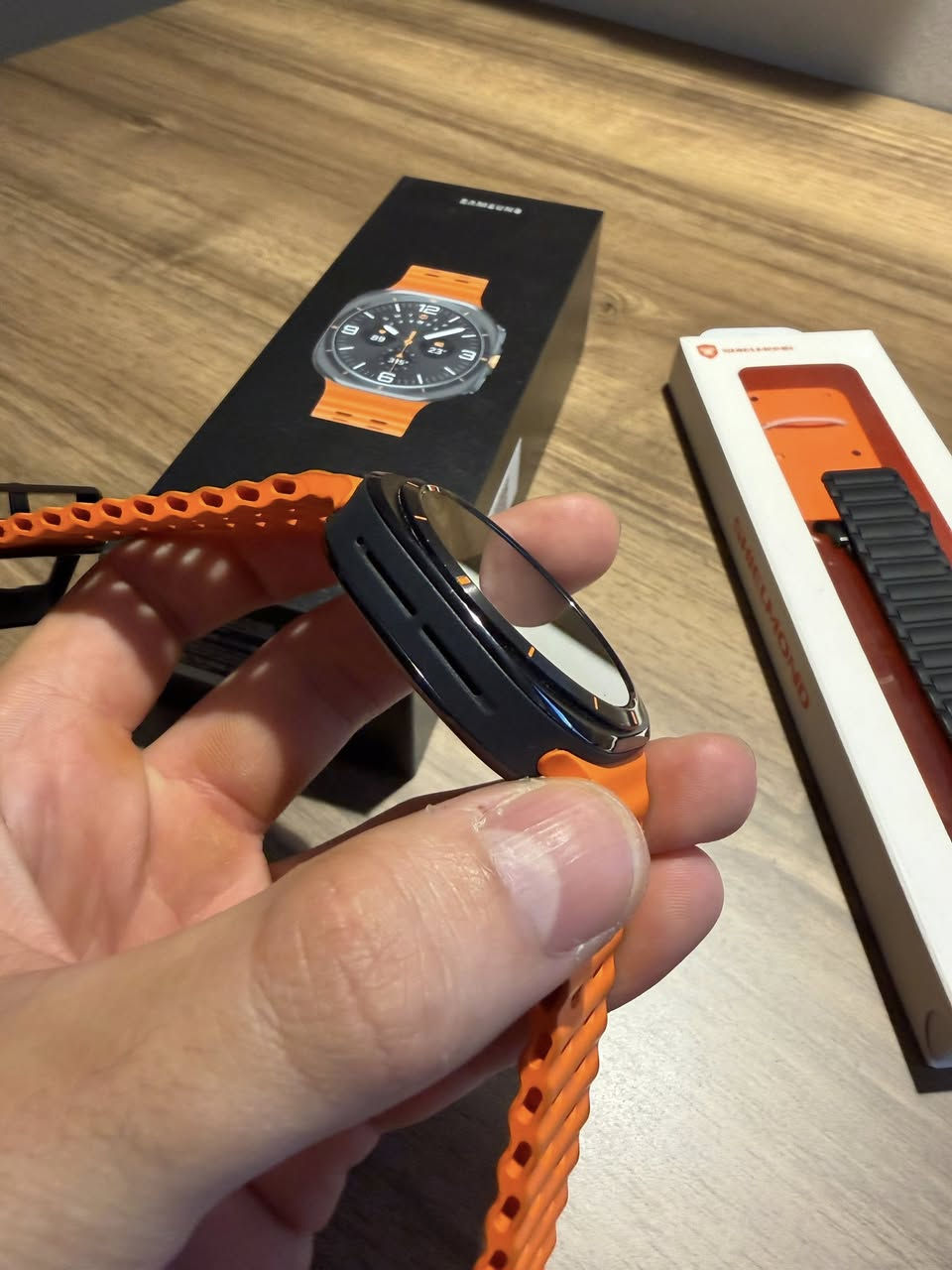 سامسونك watch ultra للبيع
الساعة اخت الجديده واستخدام قليل
المواصفات
اطار من تيتانيوم
شده السطوع ٣٠٠٠ شمعه
شاشه AMOLED
الحجم47
ذاكره ٣٢ كيكا
مقاومه للماء 

السعر ٤٠٠ الف ويه شاحنته ووياها سير  اضافي اصلي مغناطيسي


**إذا كنت صاحب هذا الإعلان وتريد حذفه لأي سبب، رجاءا أرسل رسالة إلى الدعم الفني**