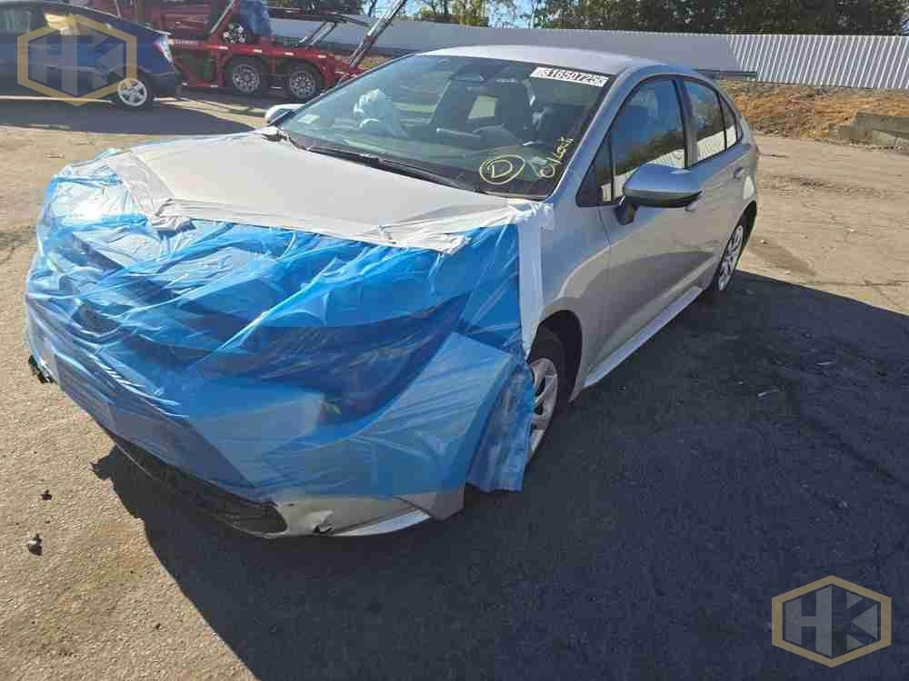 السلام عليكم لبيع كورلا
موديل 2024 
وارد امريكي 
ولا قطعه تبديل ولا صبغ 
سياره دخول جديد بدون رقم 
منفيس بسمي 
صور الحادث مرفوقه
سعر 158 ورقه 
*********** واتساب
بغداد
