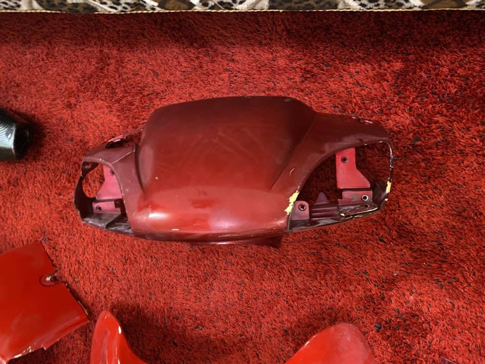 غراض سبيسي للبيع
سلام عليكم غراض سبيسي للبيع كفرات لون احمر كاملات كفر امامي  وجهه امامي  وصفاحيات. ترايش جهتين لون اسود .تريشه جهه وحده لون احمر بكليات خلفي مكاني كوت للتواصل خاص او واتساب خطي مغلق رجاءء لحد يتصل***********
