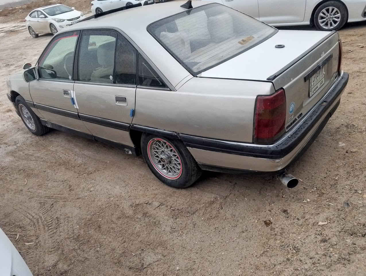 السلام عليكم اوميكا موديل 91 بيع او مراوس السعر 35بيه مجال سنوية نافذه مراوس بسياره برنس نضيفه يرهم ***********
