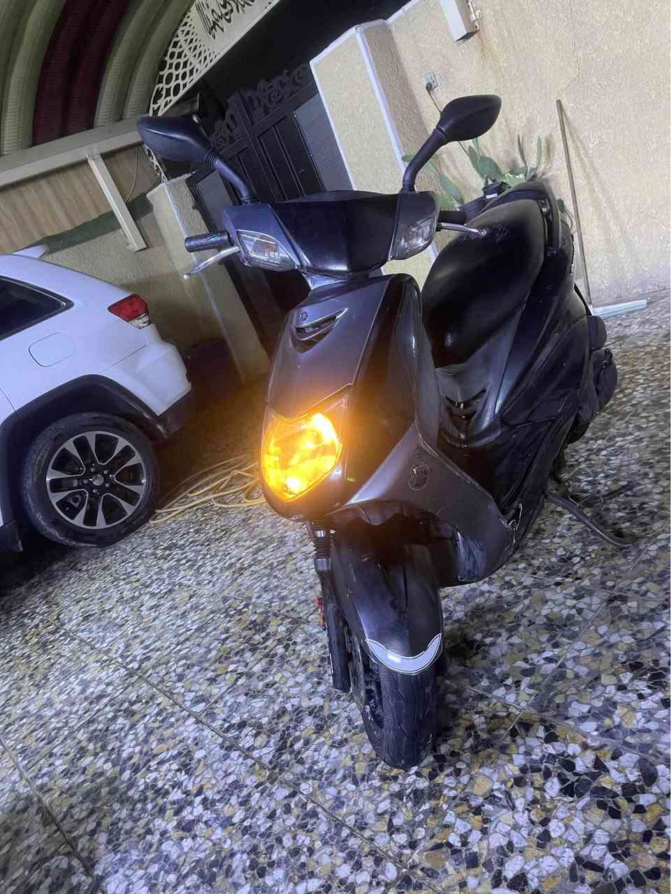 سكنس نثيه لونين بلاديه مكفوله ختم واحد كله شغاله مابيه نقص أوراق كامله تايرات جدد مكفوله سعره ٤٥٠
مكان العبيدي
 ‭٠٧٧٢ ٦٦١ ٤٤٣٤‬ بغداد, العراق
