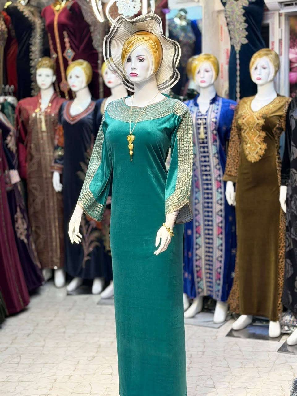 تكرار تكرار الاخير
مديل الفرعوني التركي الأصلي كلوش الماس ثقيل
وبسعر فقط 15.000
سعر القطعه فقط 15.000 كميه قليله سارعي بالحجز عنوانا موصل حي عدن بنص السوق محلات محمد الخزرجي للحجز واتساب *********** متاح توصيل لجميع المحافظات تلبس من وزن ٥٥ إلى ٩٥
