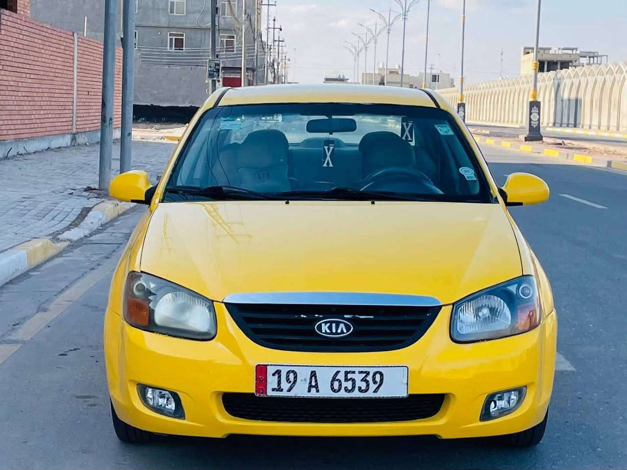 السلام عليكم للبيع كيا سبكترا مديل 2009 وارد امريكي رقم كربلاء نكليزي موصفات شاشه كامره مكينه 2000 دوش سنويه جديد مصفره هيه وغرمات السياره جديده حيل وجاهزه واي نقص مابيه كير مكينه مكفولات حداديه تخم تاير تبريد ثلج السعر 78 وبيه مجال لاستفسار اكثر لاتصال على الرقم *********** مكان السيارة ذي قار مركز كتاب الفحص داخل المنشور
