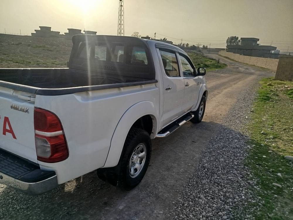 سەیارە مەرزیە مودێل 2009 دەبڵ ئەکسل بۆفرۆشتن 
گێڕ مەکینە تەقە و رەقە بەشەرت فعس هەزە نوێ سبوغ بەس سێ چوار بست لە بۆدی هەیتی باقی بەشەرت سعر 170 مجال ژ.م . *********** شقلاوة, أربيل
