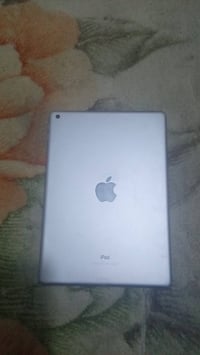 ايباد ذاكره 32 سعر 125 /60فريم لا يوجد توصيل 07740760632موجود وتساب ال...