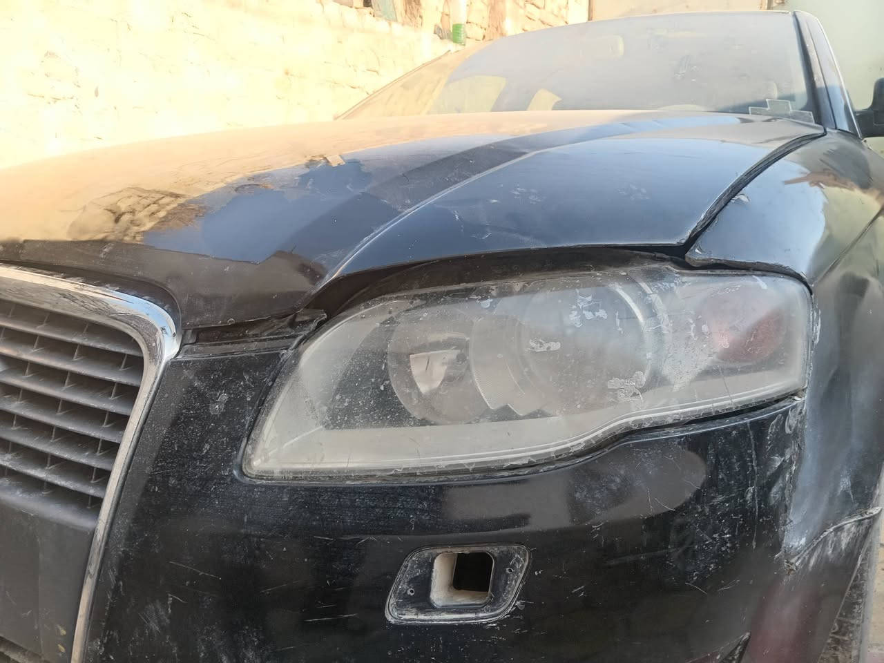 اوديa4 موديل 2007 رقم شمالي  مكينه 2000 كير عادي ومعاها ادوات دعاميه لايتات دكشن بارد بور ستيرن  كير اوتو   كير عادي 7 نمر دفع رباعي   السعر 60$  للاستفسار اكثر *********** واتس اب
