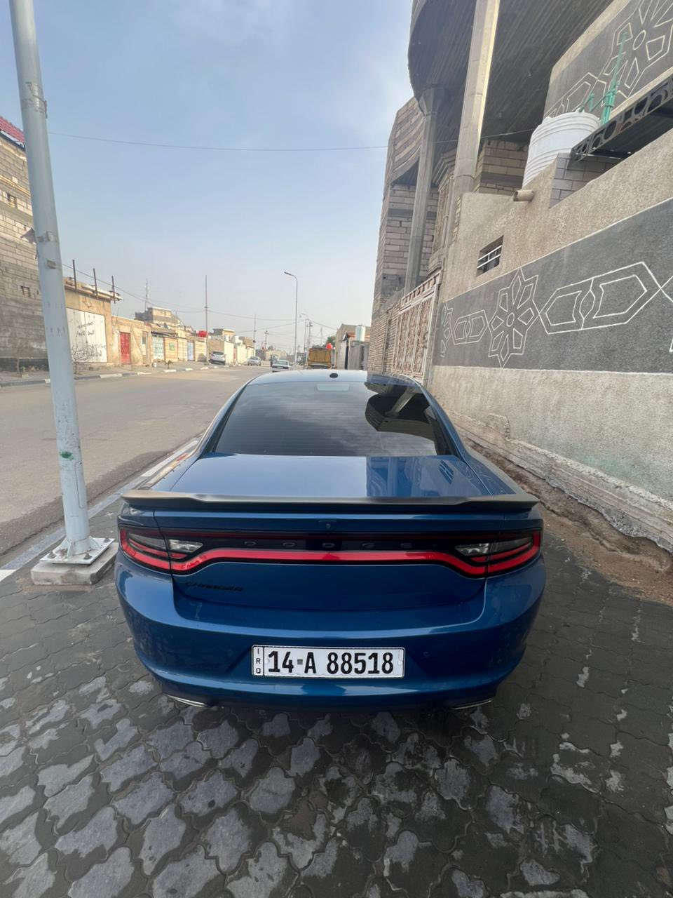 جارجر 2022 كفالة عامة عدا بارد بلبنيد ماشيه 66 الف كيلو لون بحري جديد رقم بصرة sxt بلاك توب سيارة جديدة كلش وجاهزة من كلشي السعر 265 وبيهه مجال رقمي *********** مكاني البصرة الزبير
