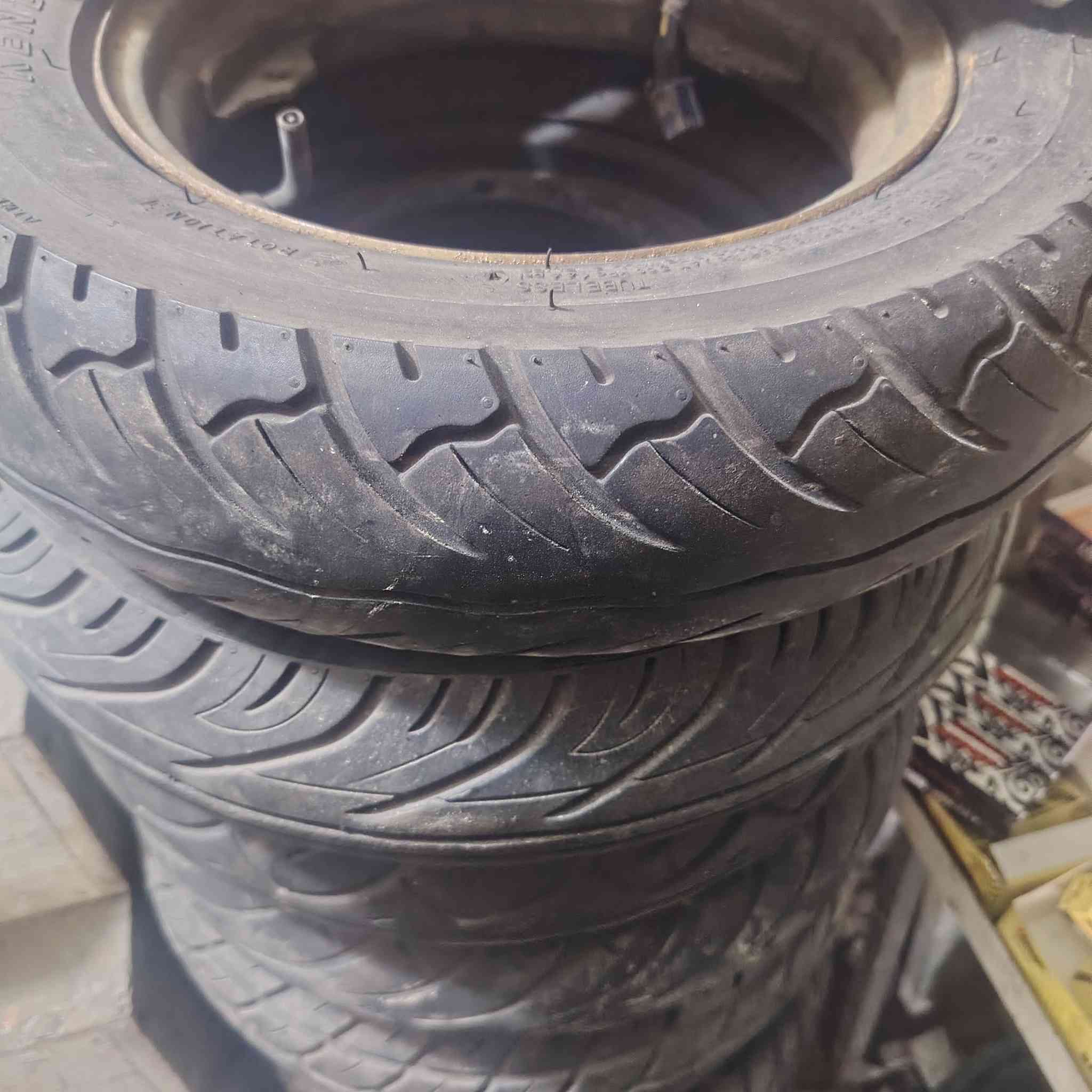 سماوه تقاطع جربوعيه الأولى
راسلني شتحتاج الماكس اصلي موجود


**إذا كنت صاحب هذا الإعلان وتريد حذفه لأي سبب، رجاءا أرسل رسالة إلى الدعم الفني**