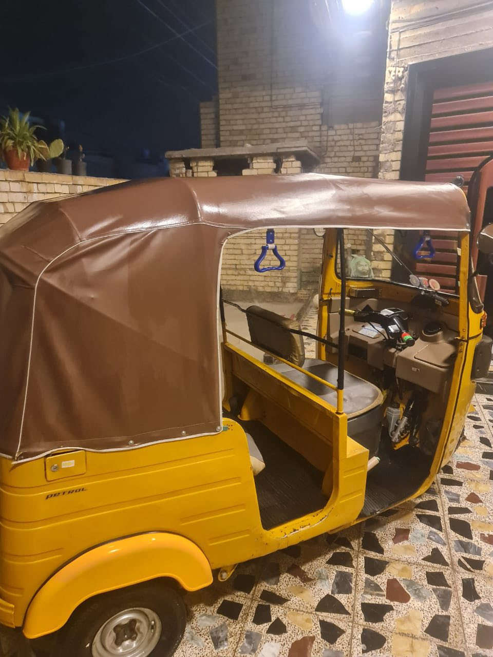 السلام عليكم ولدنه تكتك 20 رقم وسنويه تحويل شوكت متريد تكتك كامله لاتنقيص لاتبخير لا اكسل خير من الله اي ستفسار عل 

  0771 600 3778
