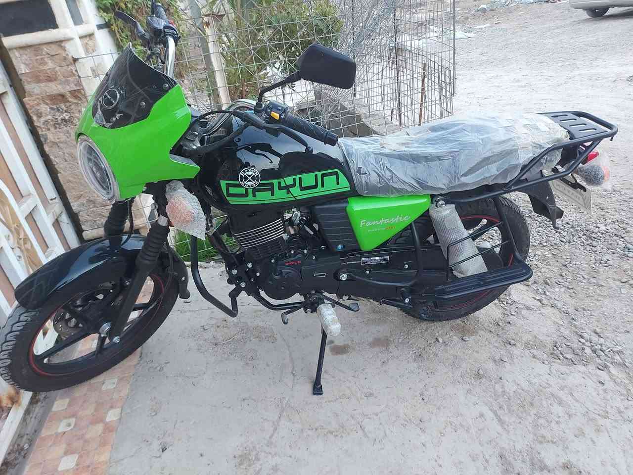 للبيع دايوان موديل ٢٥ جديد ماشي ١٣٥ فقط بعده بدهن الشركه السعر 1450وبي مجال شي بسيط


**إذا كنت صاحب هذا الإعلان وتريد حذفه لأي سبب، رجاءا أرسل رسالة إلى الدعم الفني**