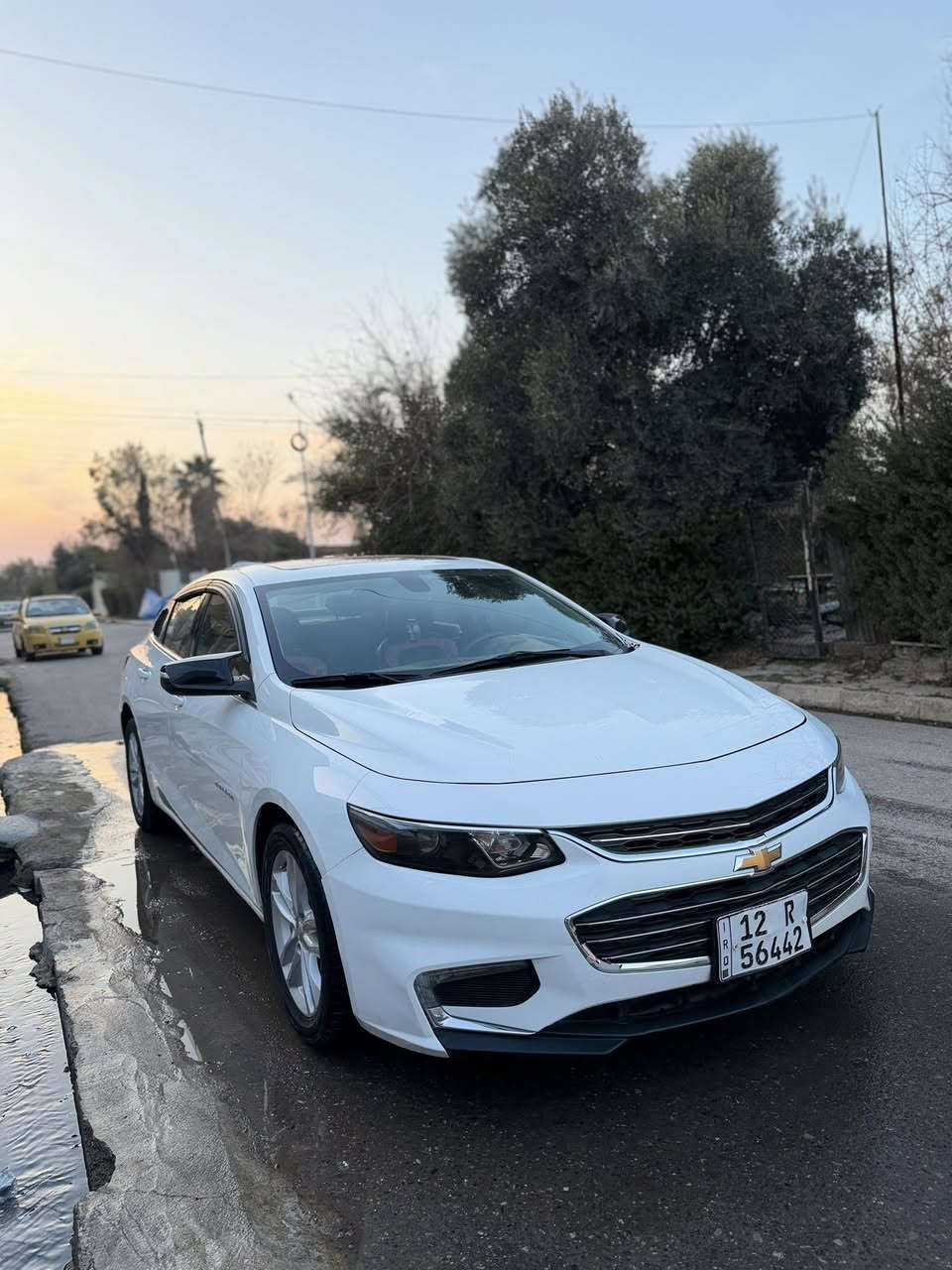 ماليبو 2018
فول مواصفات LT2
شاشه جبيره 
بنوراما
كشنات كهرب 
مكينه 15 تيربو 
رقم نينوى انكليزي شرط التحويل 
ضررها جاملغ سايق بدون دواخل وشويه من داير الخلفي
للتواصل واتساب ***********
