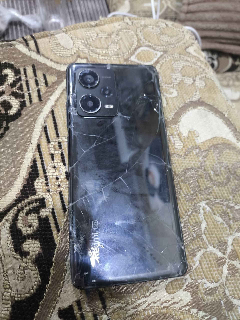 ريدمي نوت 12 برو 5Gذاكره 256 بس ضهر مكسور شاشه مابيهه كسر سعر 100 مكاني بصره حيانيه


**إذا كنت صاحب هذا الإعلان وتريد حذفه لأي سبب، رجاءا أرسل رسالة إلى الدعم الفني**