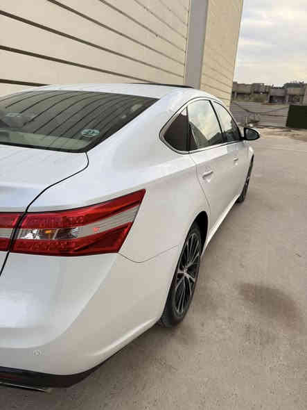 السلام عليكم 
افلون موديل 2013 خليجي 
فول مواصفات 1/1 لمتدد اعلى فئه 
رقم بغداد دولي بأسمي 
مكفوله كفاله عامه عدا كم رصعه بارد فقط 
مكانها بغداد 
هاتف / *********** 
سعر اتصل وتدلل
