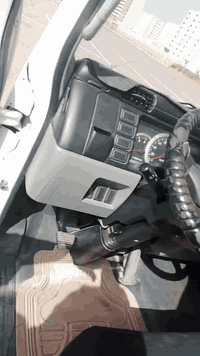 سلام عليكم كنتر سطحية موديل 2023ماشية 65الف مكفولة رايدهة 330ورقة مكانها بغداد ***********
