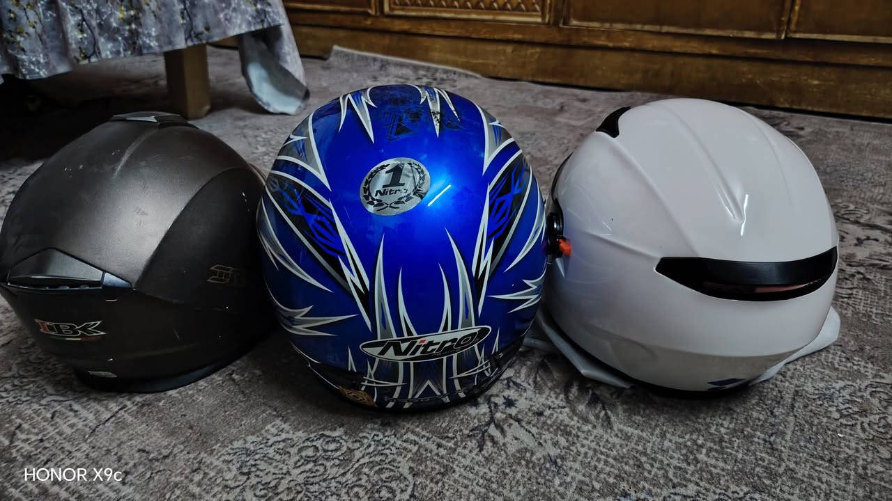 حذاء كلش حلو ونظيف وجديد مال دراجات هارلي والسعر 25 قفل  والعنوان بغداد قرب جسر الدوار  ركية فاضل  ***********
