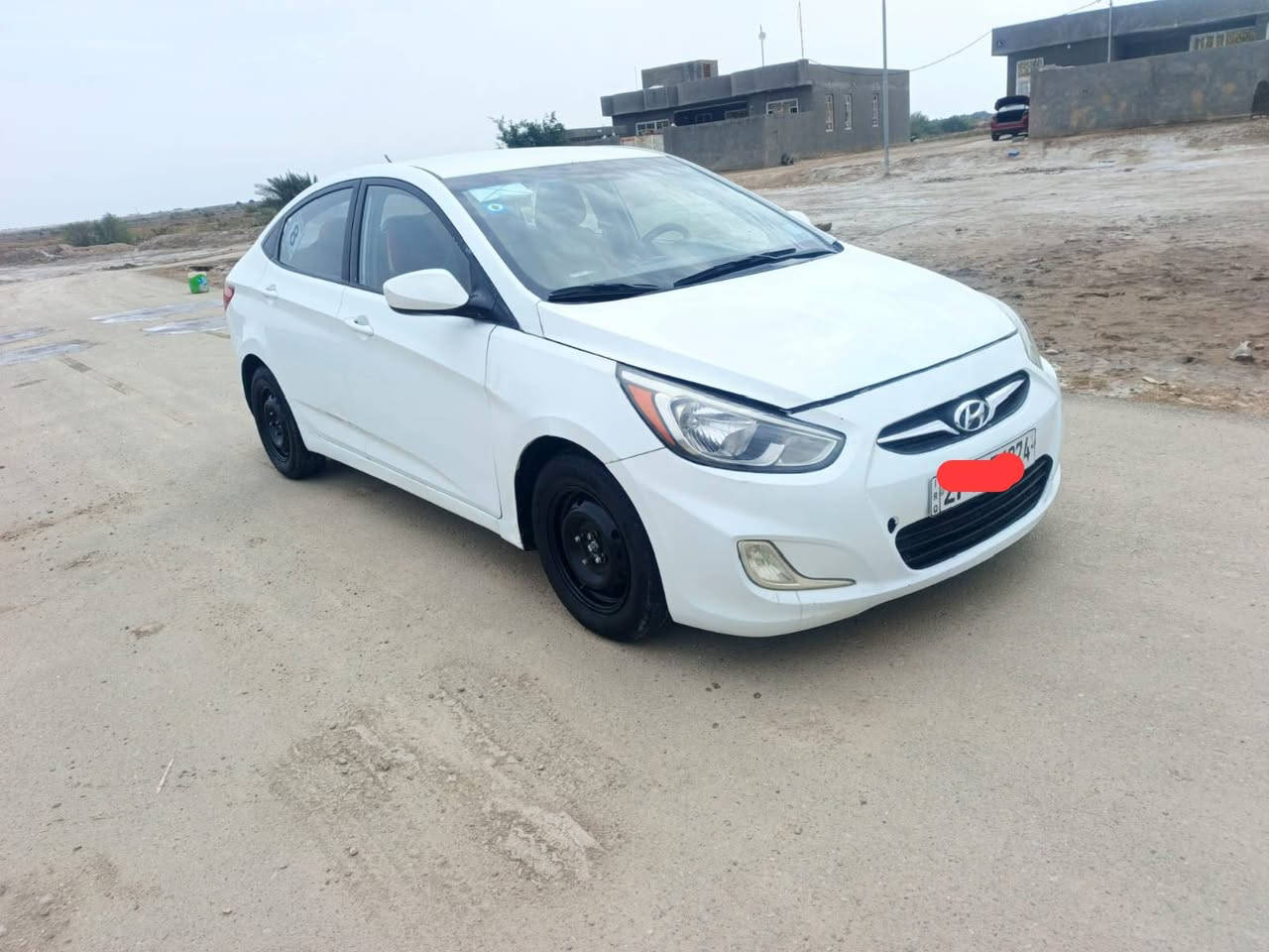 السلام عليكم 
رمضان كريم 🌜 
هونداي اكسنت موديل 2015 رقم ذي قار جديد دولي حره تحويل ثاني يوم سنويه مجدده 29 مشروع وطني وارد امريكي ضربته بنيد وجاملغ تبديل فقط وبيه صبغ داير الجاملغ الخلفي فقط والباقي كفاله عامه مكينه 1600 (شرط ما مفتوحه) مكينه وكير وحداديه وتبريد ثلج وتخم تايرات كله مكفول سياره جاهزه مال جناي بمعنه الكلمه ماشيه 150 الف حقيقي مكان سياره ناصريه سعر 79 بيه مجال قليل رقم الهاتف *********** أنه مكلف بل نشر خابر راعيه بيك خير وتدلل
