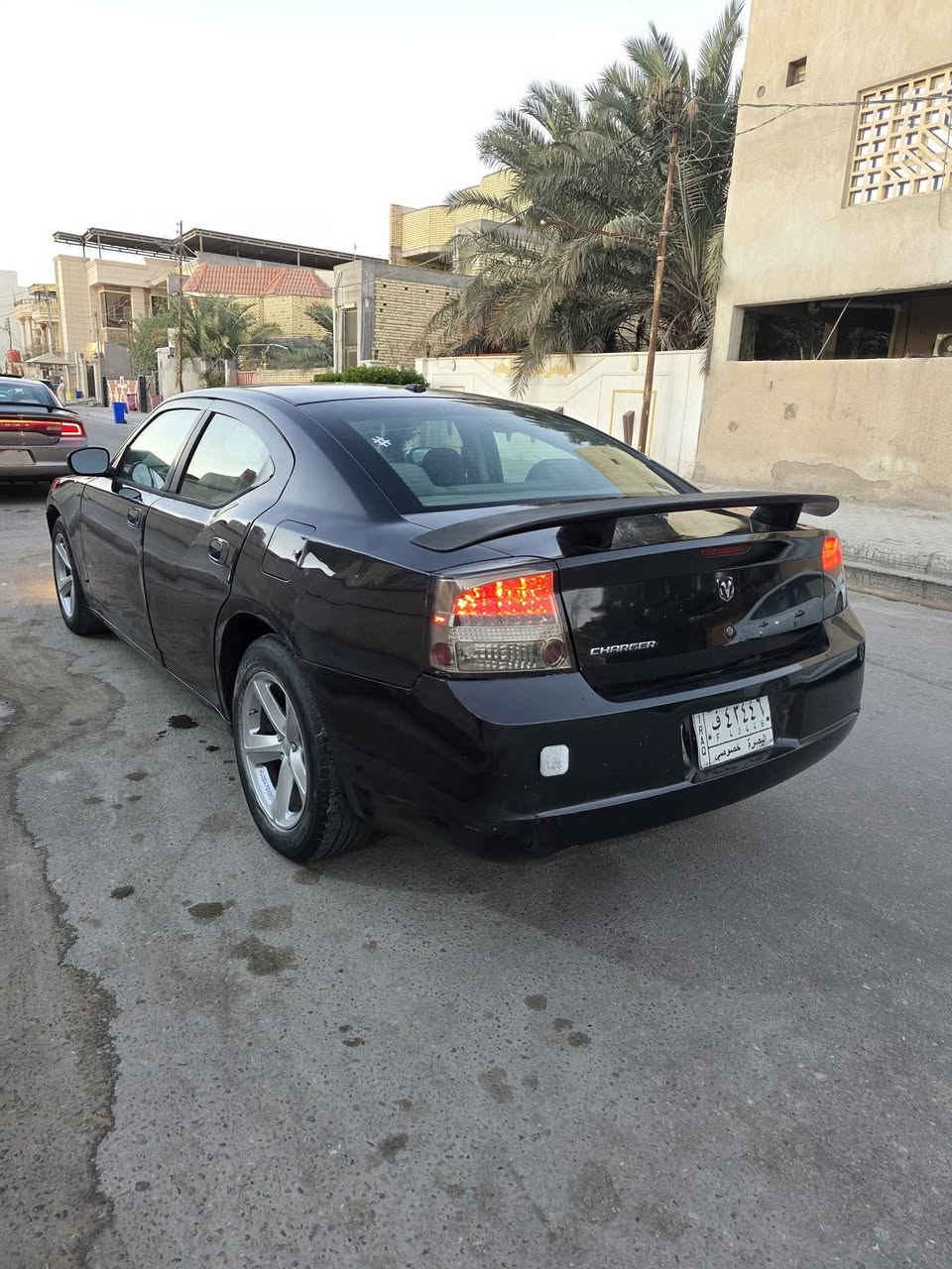 جارجر 2010 .... كنديه كفاله عامه فقط بسها جرات كارت بسيطه ..... بالدواير الخلفيه .... مكينه توني شادها ٣٥٠٠ بعدها بالضمان .... دواخلها تخبل وراعيها يريد تحويل حداده نص عمر بجم زنون ... سونارها مرفوق بالمنشورر 
السعر 100 ... مجالها شي قليل 
مكاني بصره ....ترهم مراوس حسب القناعه ...
***********
بي وتساب خاص ممتوفر البصرة, العراق
