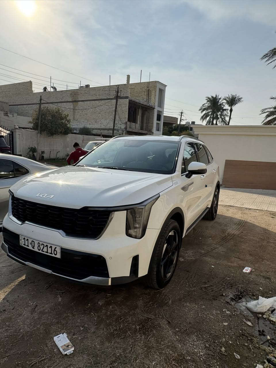 سورنتو 2024   
بدون موصفات 
ماشيه 43 الف 

بيه شخط بل بابين يمين السايق 
مكانه بغداد الداودي 
4 سلندر 
السعر 265 ورقه 
***********
