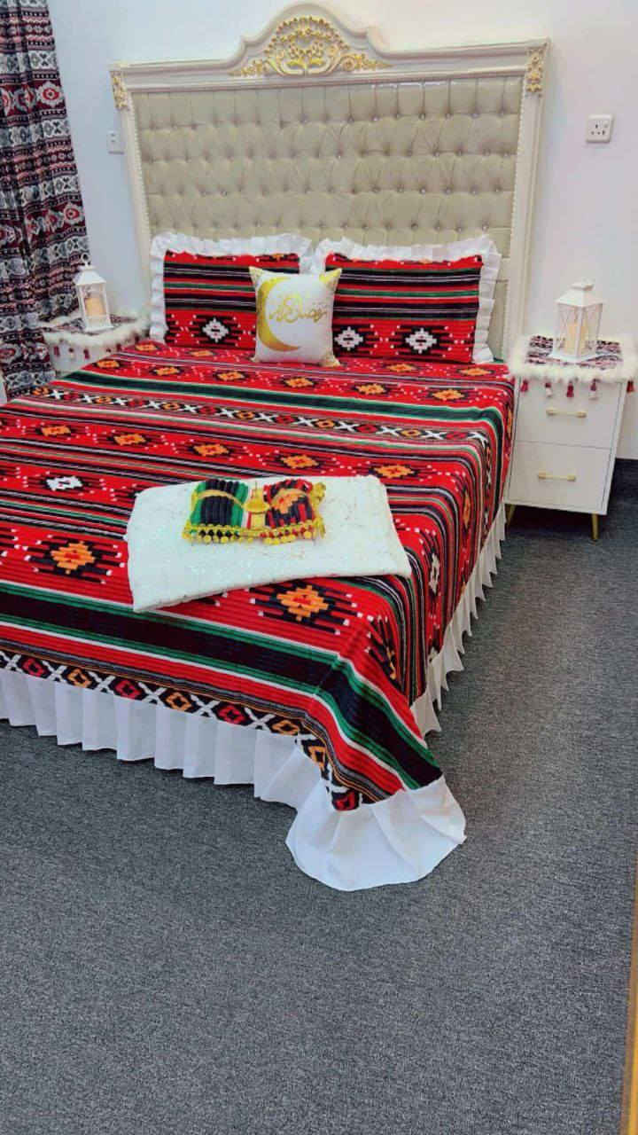 شرشف رمضاني❤️‍🩹
السعر 25الف 
القياس 250×300 سم
شرشف + وجه مخدة 2 + وجه كوشة 1


**إذا كنت صاحب هذا الإعلان وتريد حذفه لأي سبب، رجاءا أرسل رسالة إلى الدعم الفني**