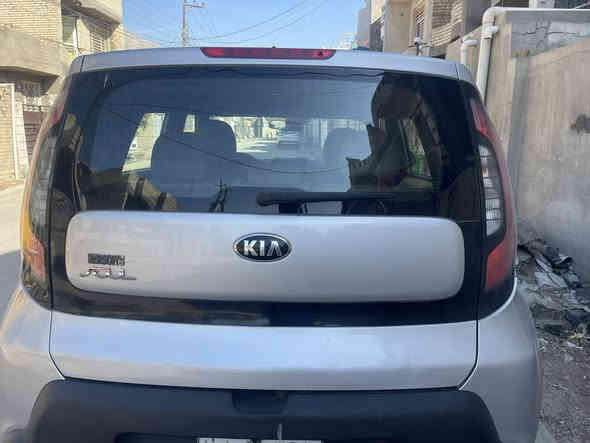 السلام عليكم 
للبيع كيا صول موديل ٢٠١٥ وارد أمريكي محرك GDI 
السياره جاهزه مكينه ،وكير، وتبريد، وكهربائيات بحالة الوكاله 
صدر امامي خلفي جديد ، تخم تاير جديد 

السياره بيها ٤ قطع رشّ أبيع حزام 

السياره ماشيه ٦٤ الف ، سنويه نافذه ٢٠٢٨  
السياره تحويل مباشر باسمي 

سعرها 107 $ وبيها مجال 
*********** 
مكاني كراده
