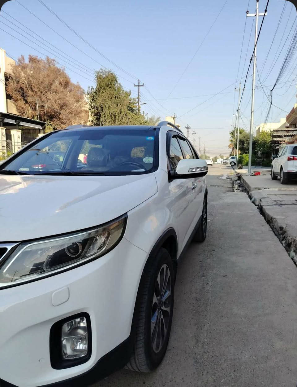 سورنتو2013 شكل 2014
خليجي فول مواصفات محرك 6 سلندر 

مواصفات: بصمة تشغيل - بصمة أبواب - بانوراما - كشن كهرباء - تحكمات ستيرن - كامرة خلفية - حساسات خلفية - حساسات أمامية - مري شفط - اشاير بالمري - نظام ايكو اقتصادي - كشنات قماش - كيج الكتروني - زراگات لايتات - شاشة بلادي - تبريد شاشة.

السيارة مكفولة ما عدا شبر بارد بالبنيد.

السعر :188 وبيها مجال بسيط 

للاستفسار اكثر التواصل على الرقم : ***********
