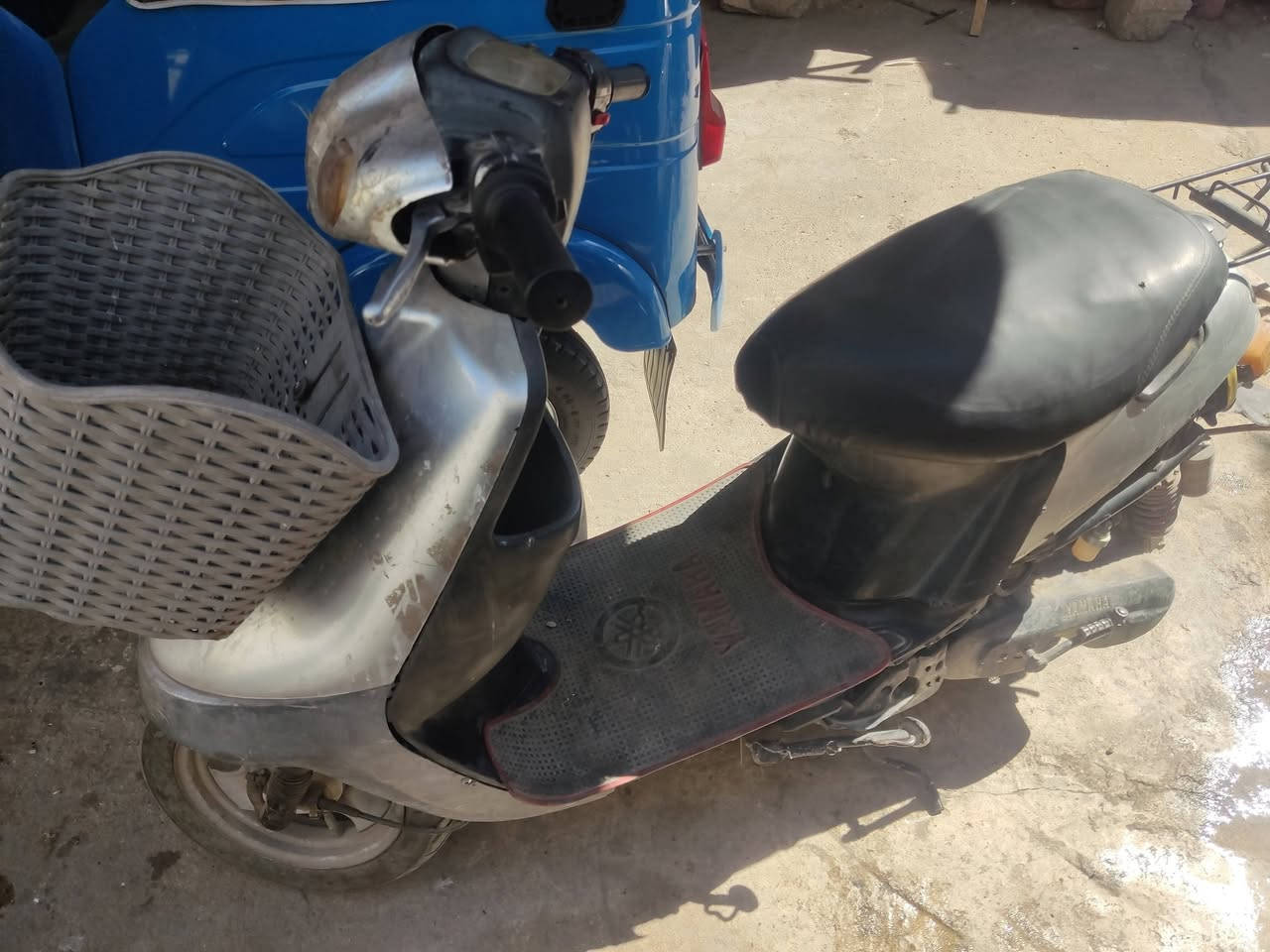 دراجه ستين للبيع 200وبيها مجال حي المهندسين ***********
